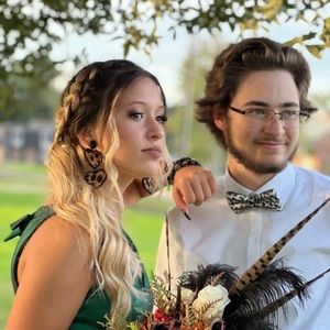 Meet your Posher, Abigail